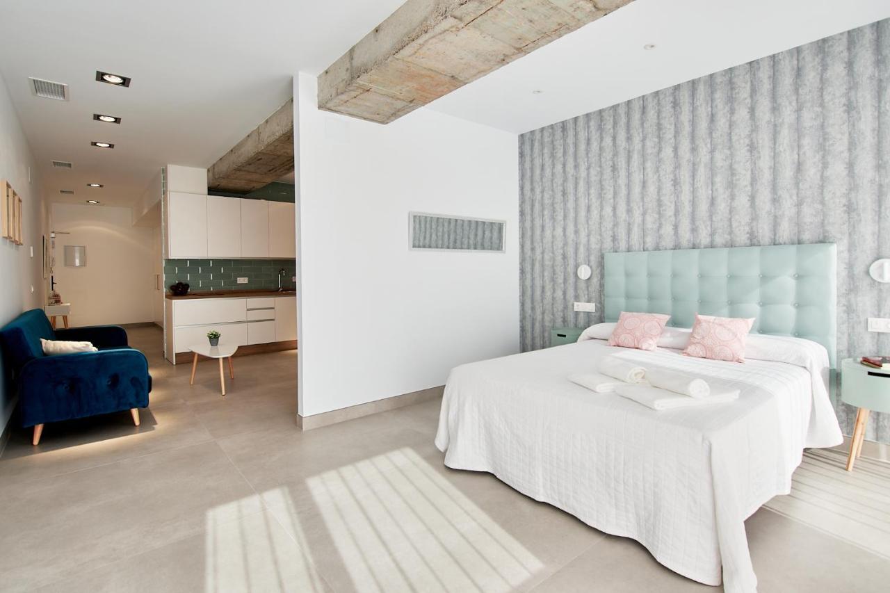 9 Nidos Centrica Suites - Nuevo Plasencia Exterior foto